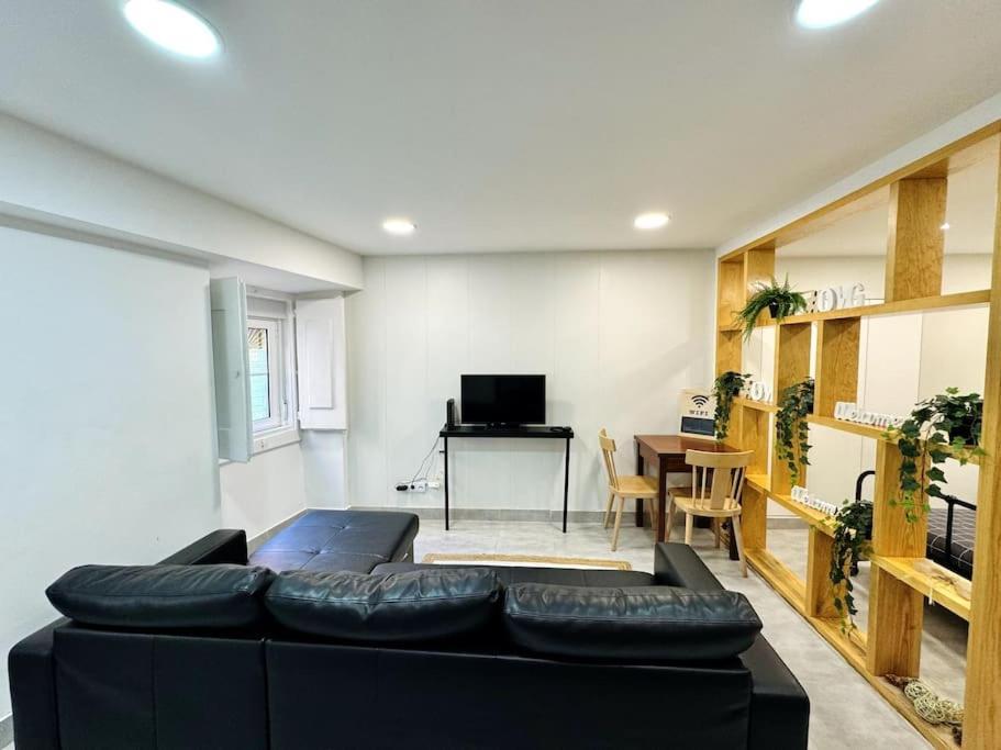 Apartamento Aconchegante Bairro Alto Lisbona Esterno foto