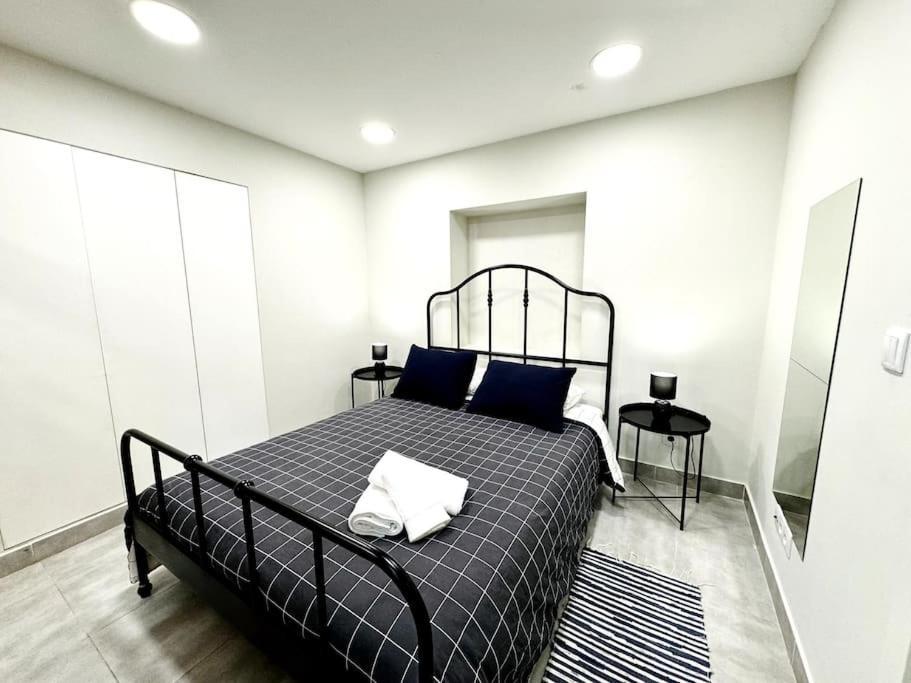 Apartamento Aconchegante Bairro Alto Lisbona Esterno foto
